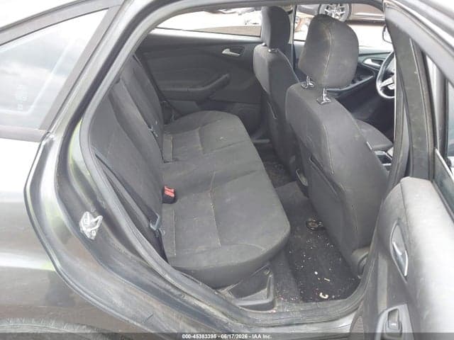 2017 FORD FOCUS SE 8