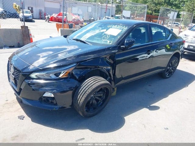 2022 NISSAN ALTIMA SR FWD 2