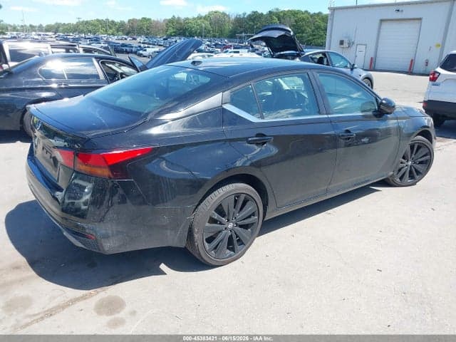2022 NISSAN ALTIMA SR FWD 4