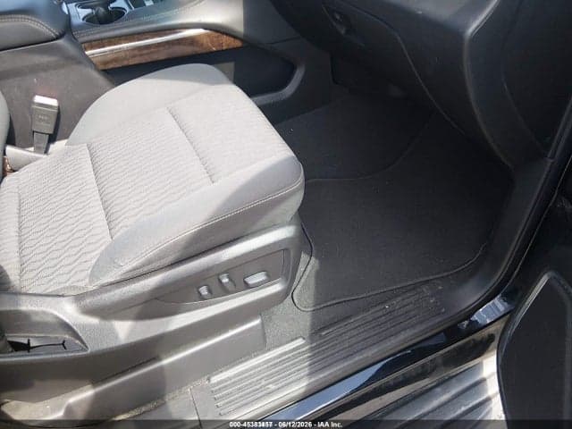 2019 CHEVROLET SUBURBAN LS 5