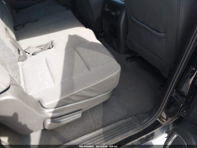 2019 CHEVROLET SUBURBAN LS 8