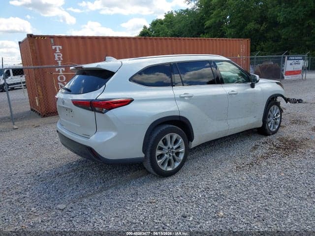 2022 TOYOTA HIGHLANDER LIMITED 4