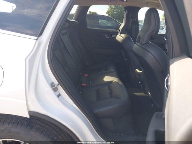 2019 VOLVO XC60 T5 8