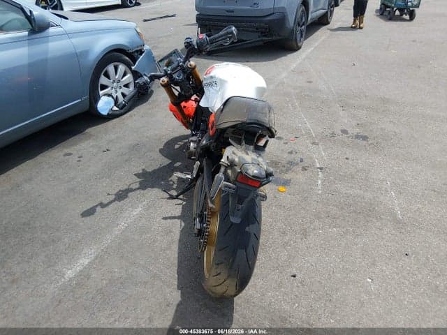2025 YAMAHA XSR900 6