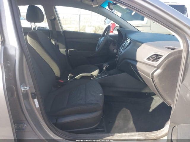 2022 HYUNDAI ACCENT SE 5