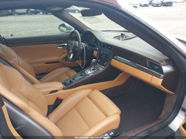 2019 PORSCHE 911 CARRERA 5