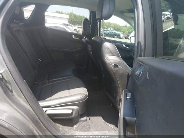 2024 FORD ESCAPE PHEV 8