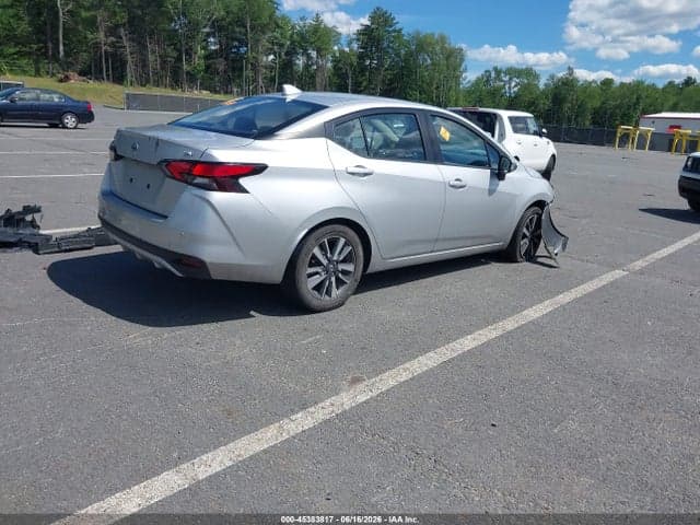 2021 NISSAN VERSA SV XTRONIC CVT 4