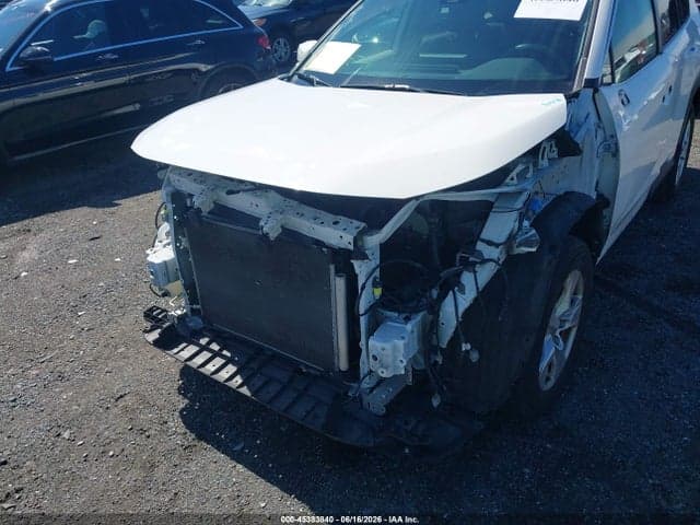 2019 TOYOTA RAV4 XLE 6