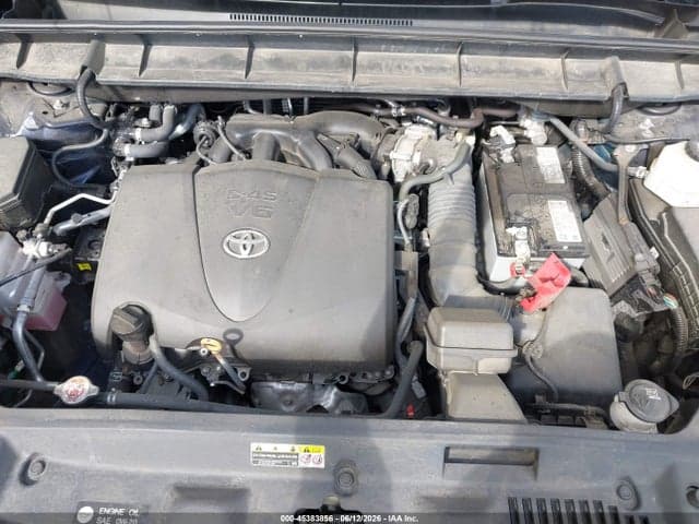 2021 TOYOTA HIGHLANDER XLE 10