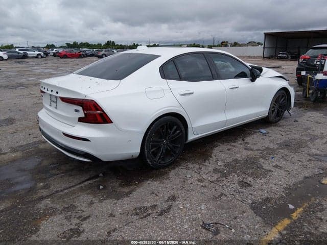 2024 VOLVO S60 B5 4