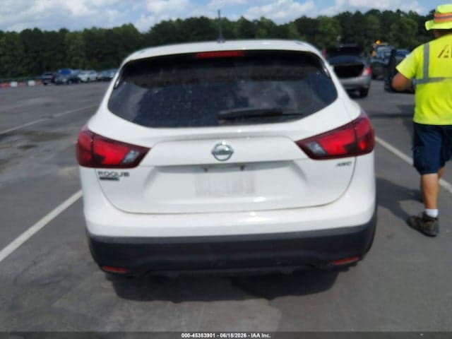 2018 NISSAN ROGUE SPORT S 17
