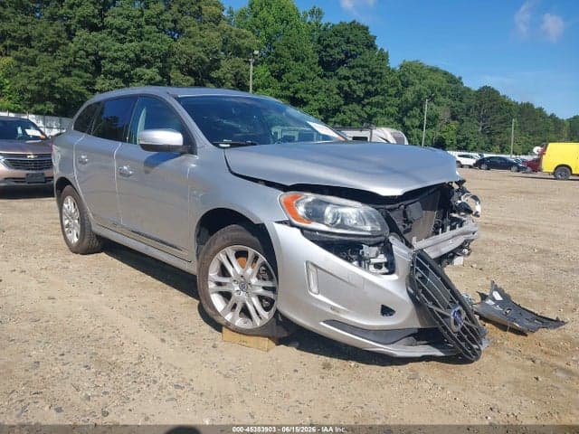 2015 VOLVO XC60 T5 1
