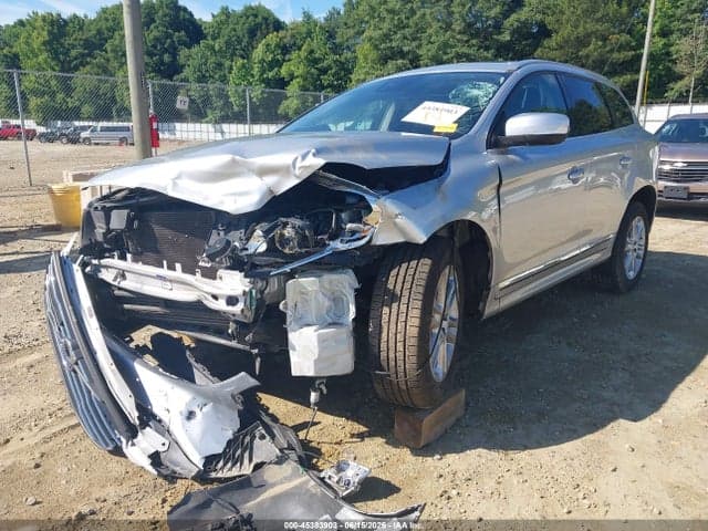 2015 VOLVO XC60 T5 6