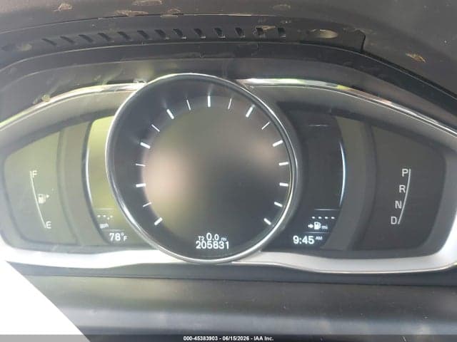 2015 VOLVO XC60 T5 7