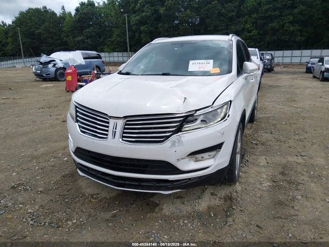 2017 LINCOLN MKC PREMIERE 6