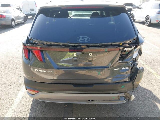 2026 HYUNDAI TUCSON HYBRID SEL 18