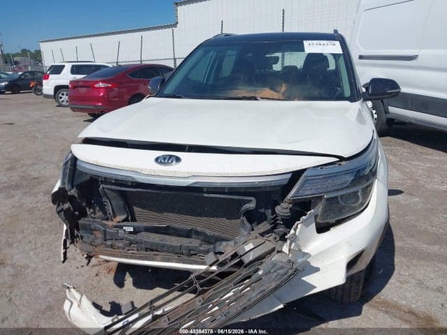 2021 KIA SELTOS S 12