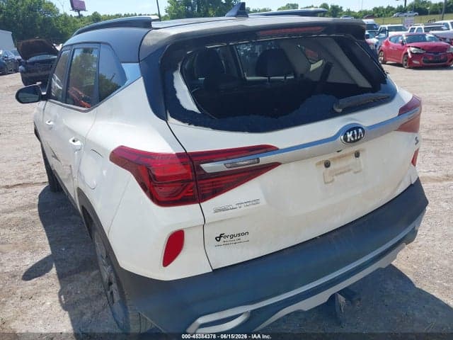 2021 KIA SELTOS S 3