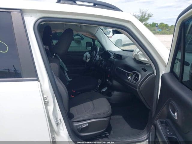 2017 JEEP RENEGADE ALTITUDE FWD 5