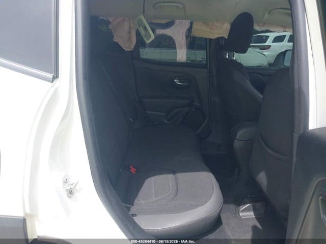 2017 JEEP RENEGADE ALTITUDE FWD 8