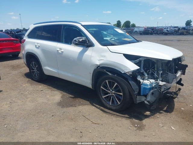 2018 TOYOTA HIGHLANDER XLE - 1