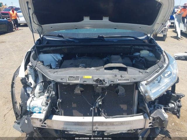 2018 TOYOTA HIGHLANDER XLE 10