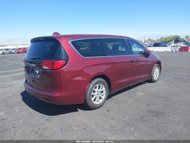 2020 CHRYSLER VOYAGER LX 4