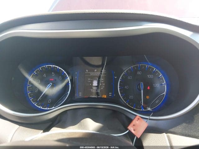 2020 CHRYSLER VOYAGER LX 7