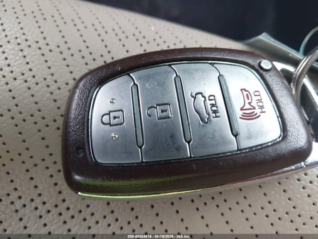 2017 HYUNDAI ELANTRA LIMITED 11
