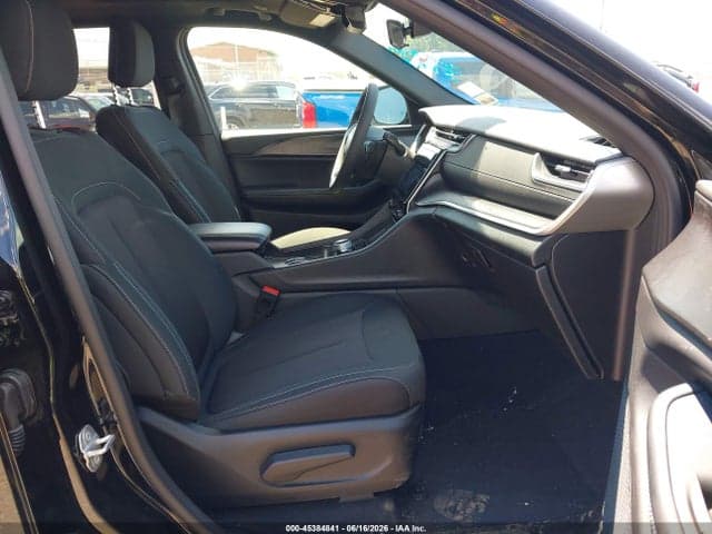 2025 JEEP GRAND CHEROKEE LAREDO X 4X2 5