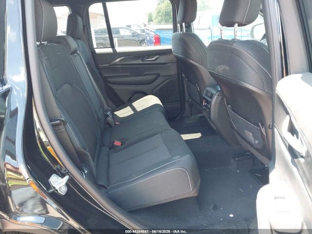 2025 JEEP GRAND CHEROKEE LAREDO X 4X2 8