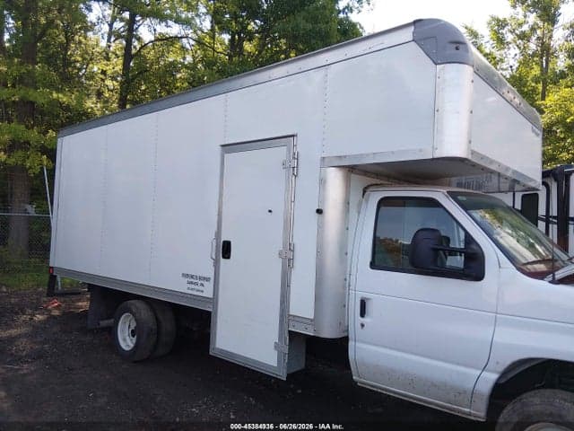 2025 FORD E-450 CUTAWAY 13