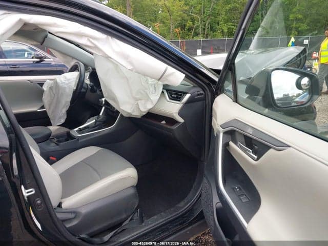 2019 TOYOTA RAV4 LIMITED 5