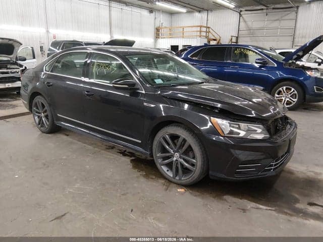 2017 VOLKSWAGEN PASSAT 1.8T R-LINE - 1