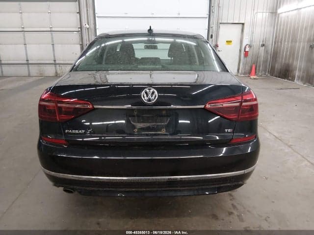 2017 VOLKSWAGEN PASSAT 1.8T R-LINE 17