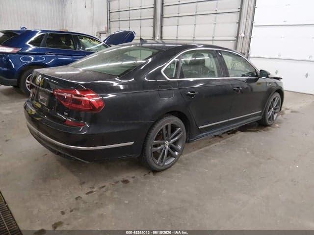 2017 VOLKSWAGEN PASSAT 1.8T R-LINE 4