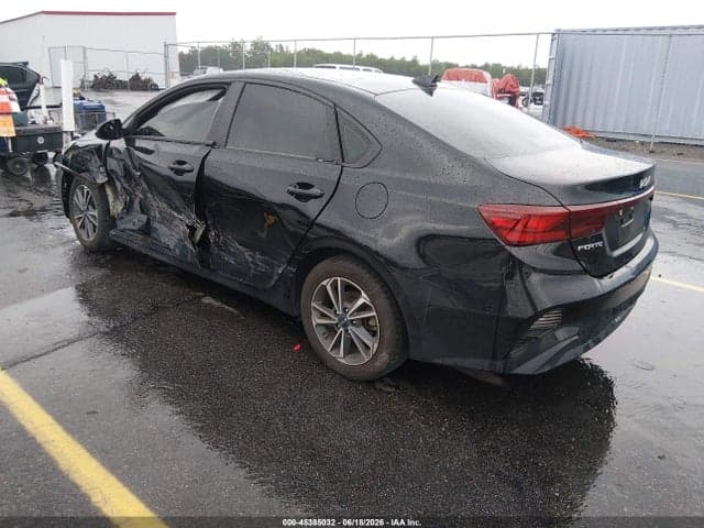 2023 KIA FORTE LXS 3