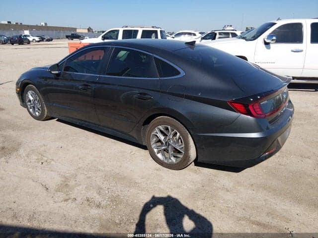 2022 HYUNDAI SONATA SEL 3