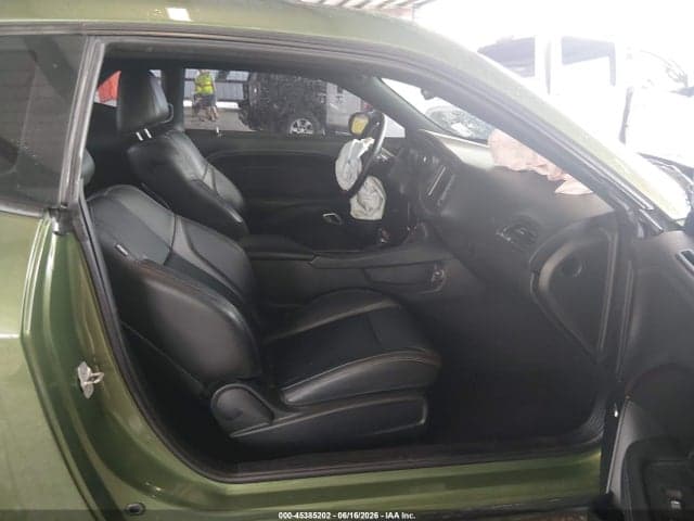 2021 DODGE CHALLENGER SXT 5