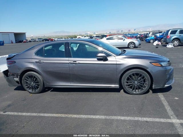 2022 TOYOTA CAMRY XSE HYBRID 12