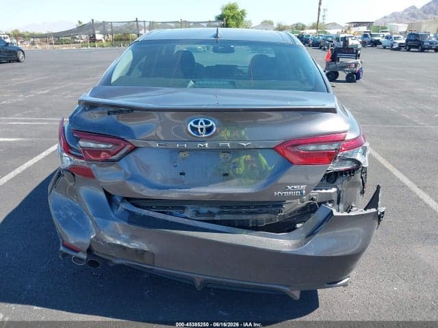 2022 TOYOTA CAMRY XSE HYBRID 6