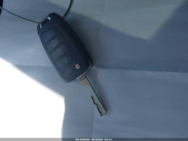 2024 HYUNDAI ELANTRA SE 11
