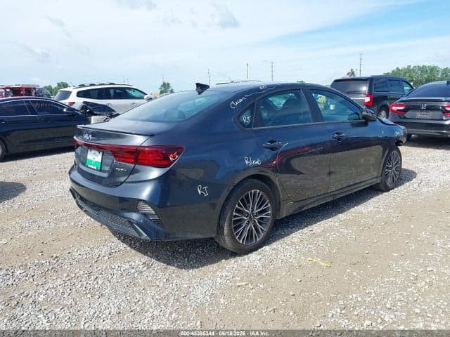 2024 KIA FORTE GT-LINE 4