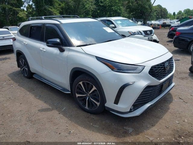 2021 TOYOTA HIGHLANDER XSE 1