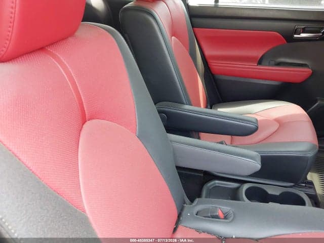 2021 TOYOTA HIGHLANDER XSE 8