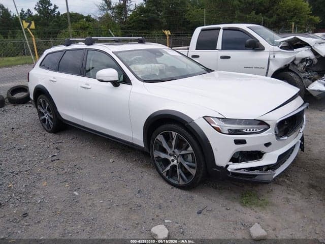 2025 VOLVO V90 CROSS - 1