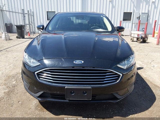 2020 FORD FUSION SE 12