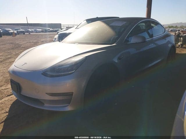 2018 TESLA MODEL 3 2
