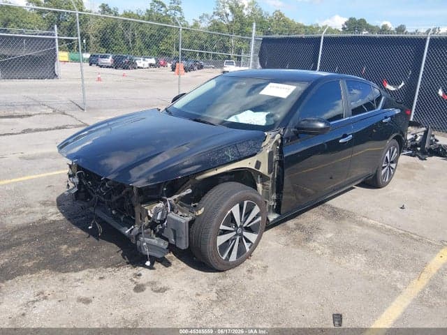 2021 NISSAN ALTIMA SV FWD 2